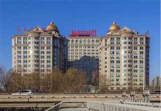 超白弯钢玻璃价格